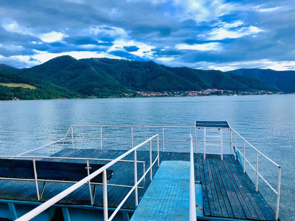 Noah River House Orşova Eksteriør billede